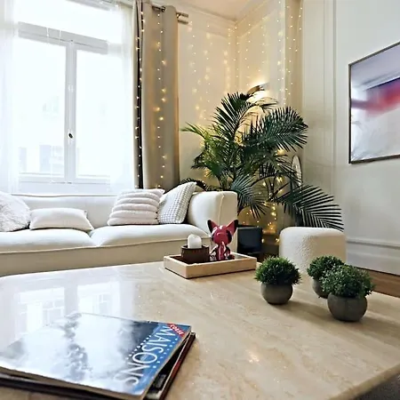 Amazing Loft Trocadero Apartment *